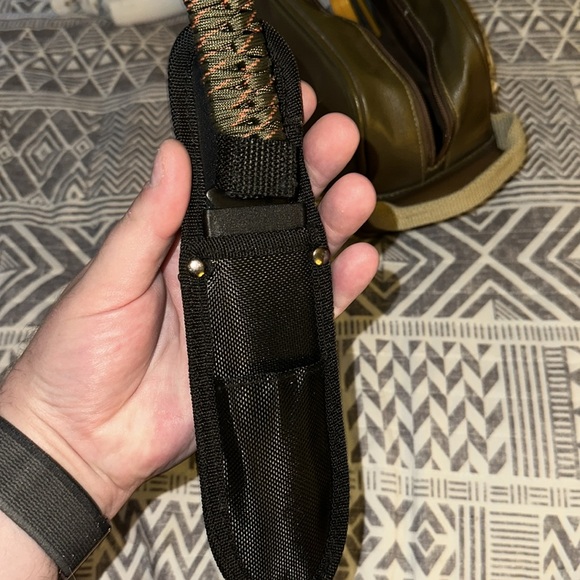 Ozark trail fixed blade - Picture 4 of 5